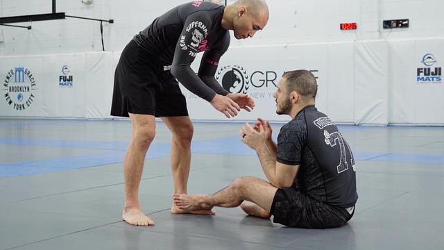 Refine Handfighting and Off-Balancing Skills