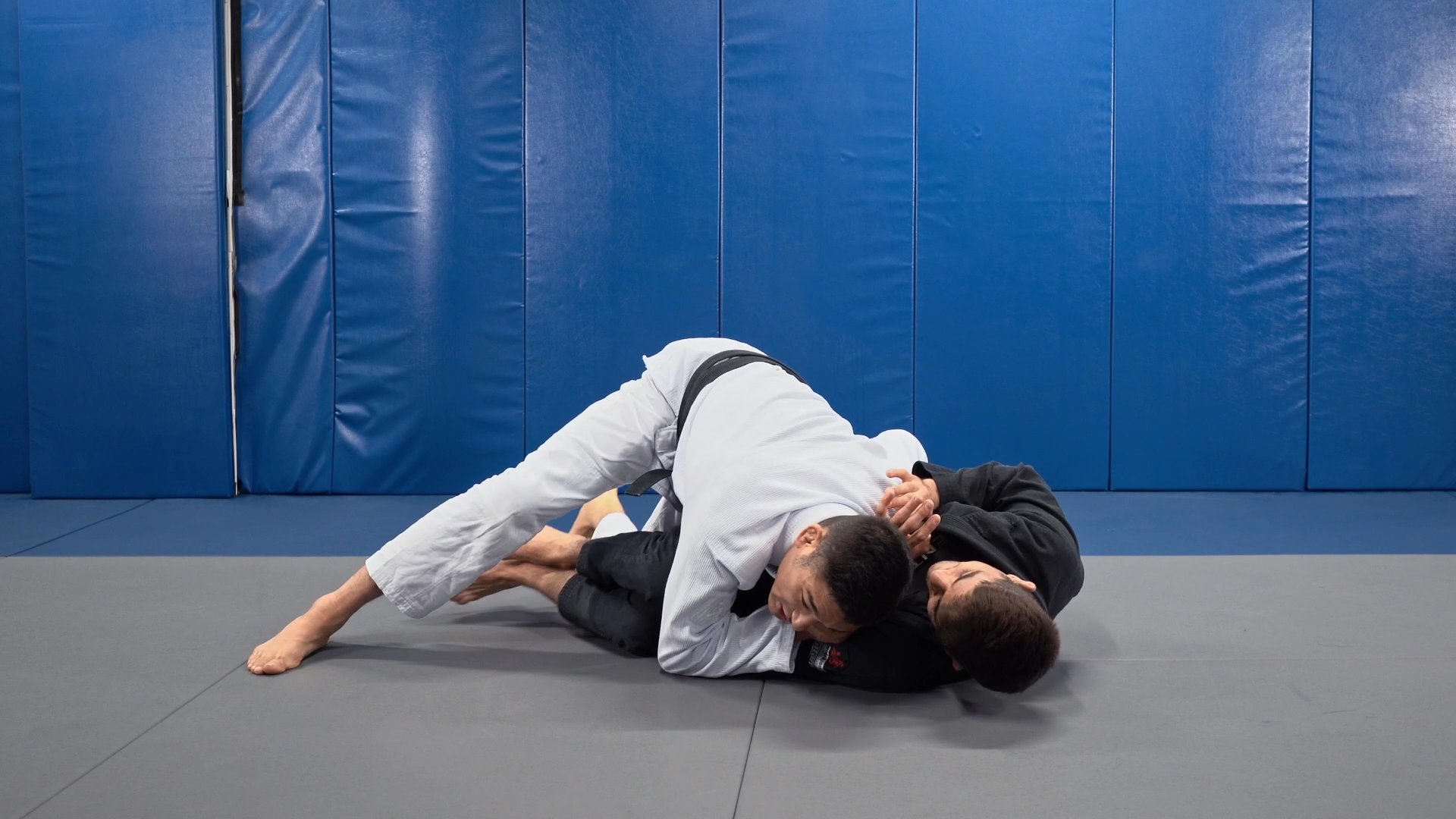 Master The Folding Pass Position